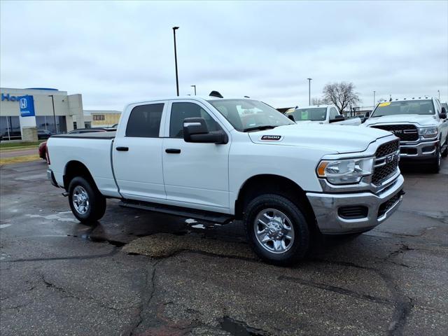 2024 RAM 2500 Tradesman Crew Cab 4x4 64 Box 2024 RAM 2500 Tradesman Crew Cab 4x4 64 Box