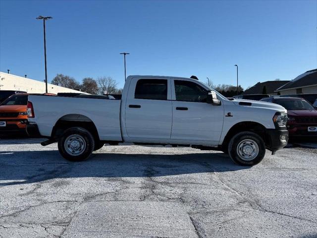 2024 RAM 2500 Tradesman Crew Cab 4x4 64 Box