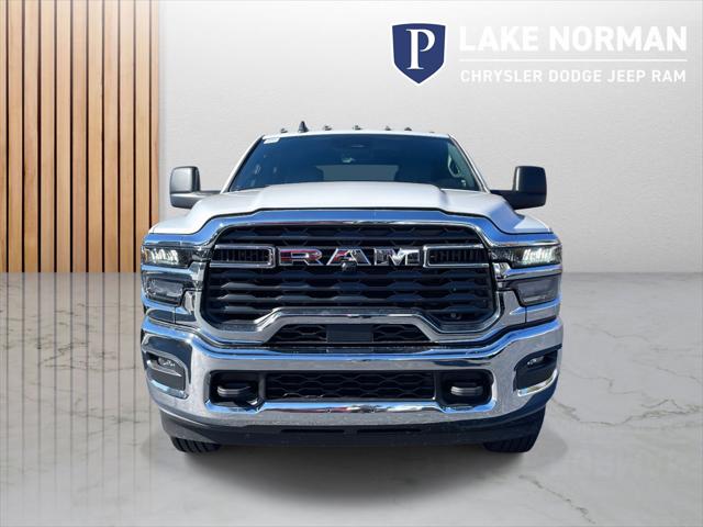 2026 RAM Ram 2500 RAM 2500 TRADESMAN CREW CAB 4X4 8 BOX