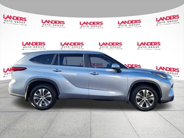 2023 Toyota Highlander XLE 2023 Toyota Highlander XLE