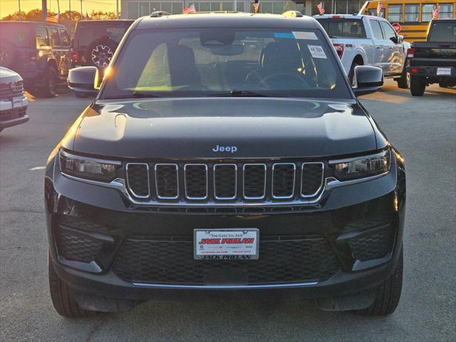 2024 Jeep Grand Cherokee Laredo X 4x4 2024 Jeep Grand Cherokee Laredo X 4x4