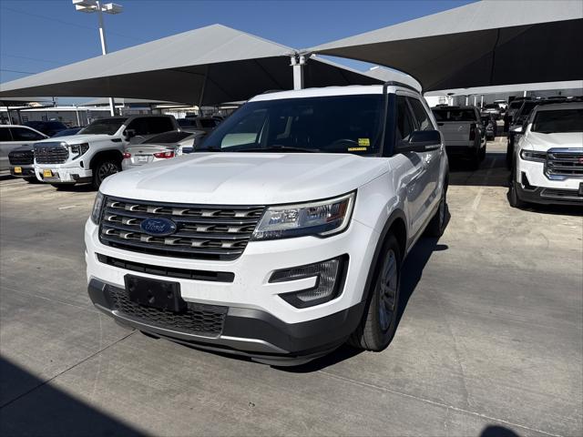 2017 Ford Explorer XLT 2017 Ford Explorer XLT
