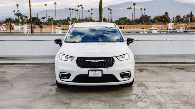 2024 Chrysler Pacifica Hybrid Select 2024 Chrysler Pacifica Hybrid Select