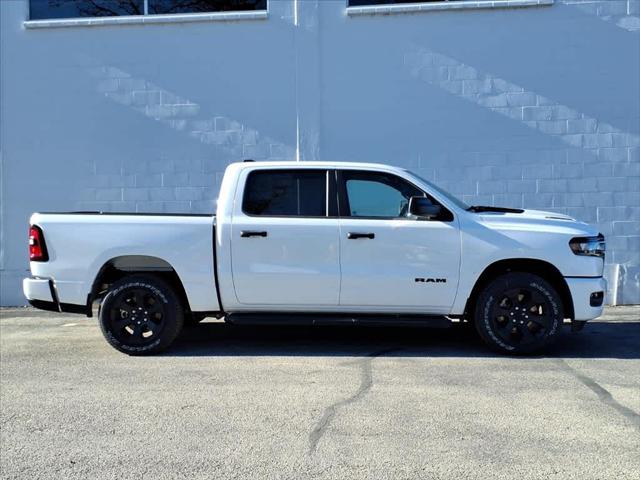 2026 RAM Ram 1500 RAM 1500 EXPRESS CREW CAB 4X4 57 BOX