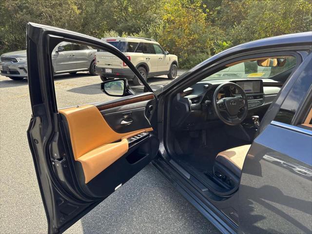 2023 Lexus ES 350 Unknown