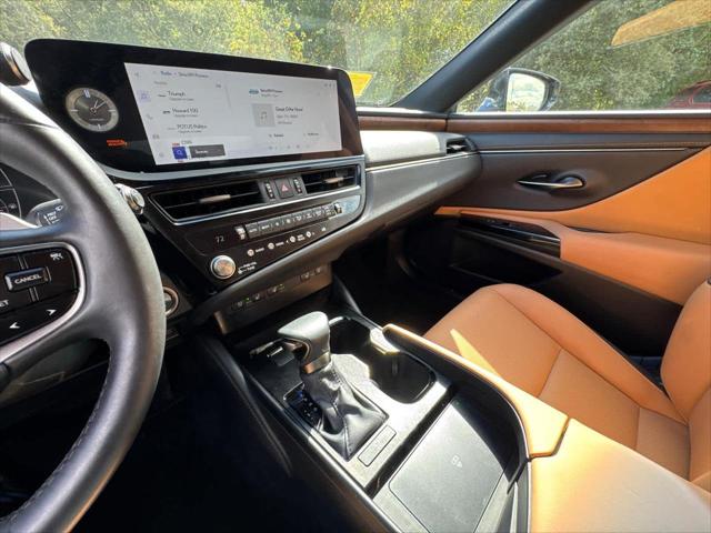 2023 Lexus ES 350 Unknown