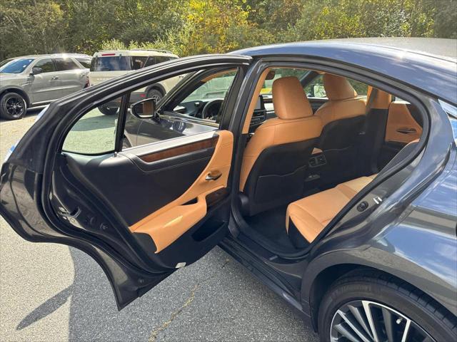 2023 Lexus ES 350 Unknown