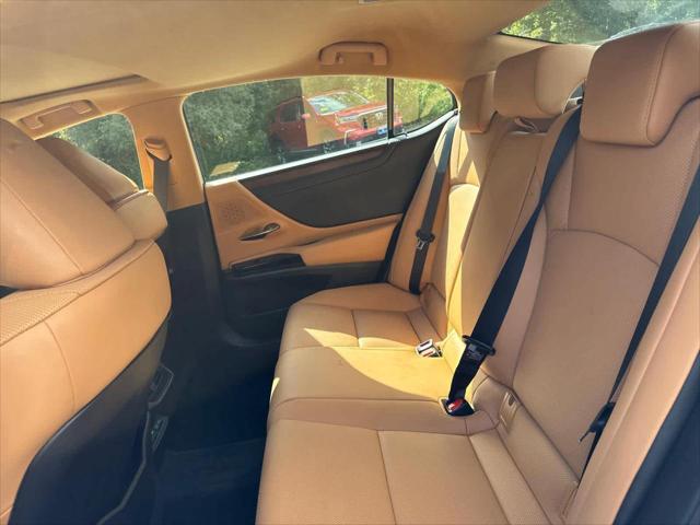 2023 Lexus ES 350 Unknown