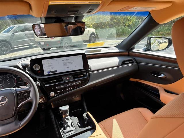 2023 Lexus ES 350 Unknown