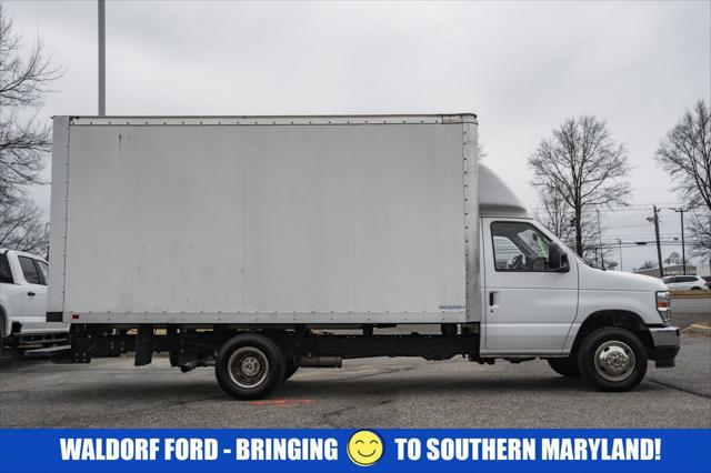 2024 Ford E-450 Cutaway E-450 DRW 158 WB