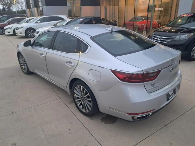2017 Kia Cadenza Premium