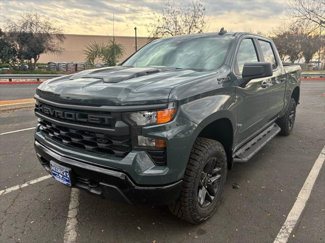 2026 Chevrolet Silverado 1500 4WD Crew Cab Short Bed Custom Trail Boss