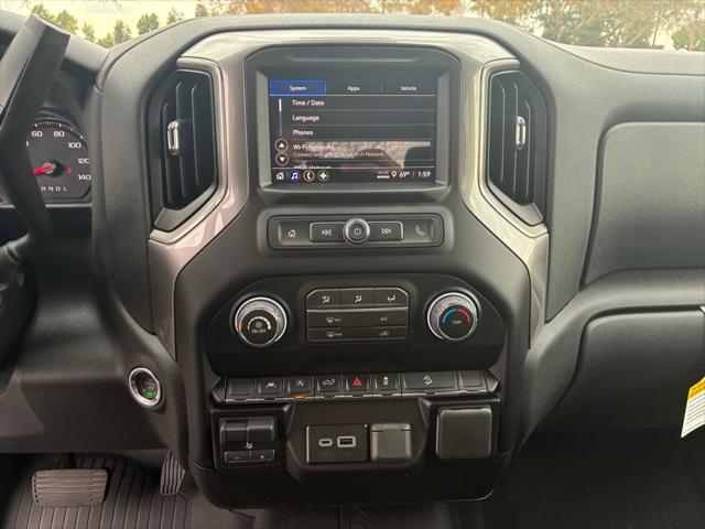 2026 Chevrolet Silverado 1500 4WD Crew Cab Short Bed Custom Trail Boss
