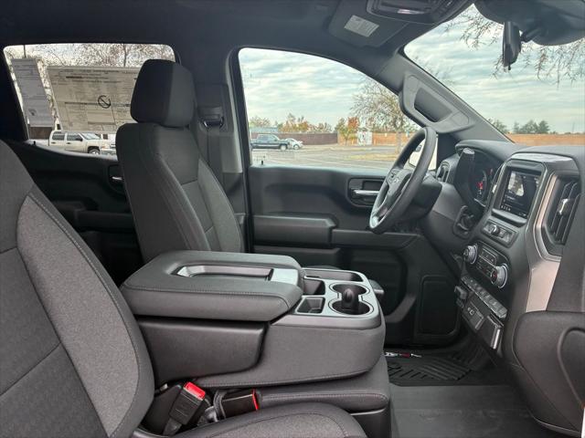 2026 Chevrolet Silverado 1500 4WD Crew Cab Short Bed Custom Trail Boss