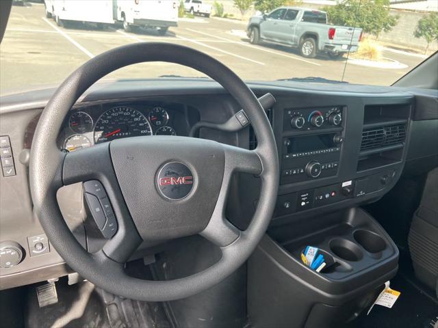 2025 GMC Savana Cutaway Work Van