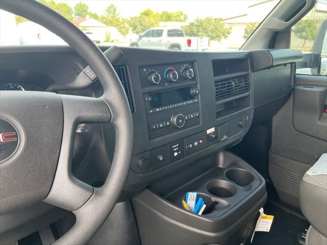 2025 GMC Savana Cutaway Work Van