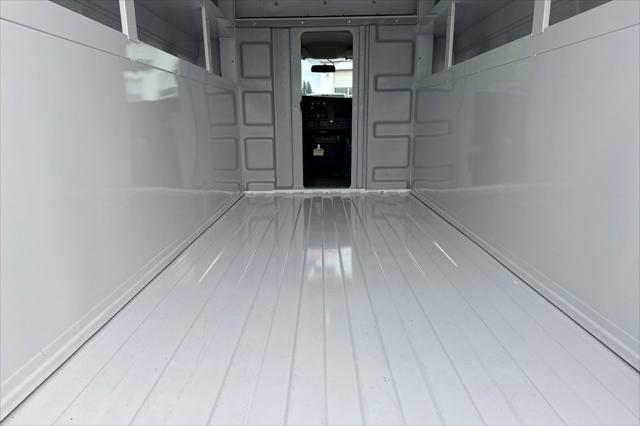 2025 Chevrolet Express Cutaway Work Van
