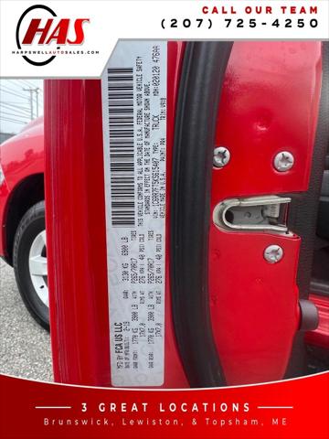 2019 Ram 1500 Classic Express Quad Cab 4x4 6'4" Box