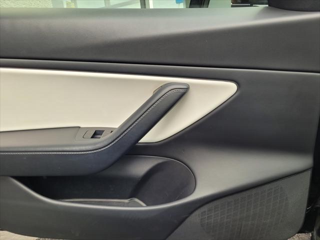 2021 Tesla Model 3 Standard Range Plus Rear-Wheel Drive