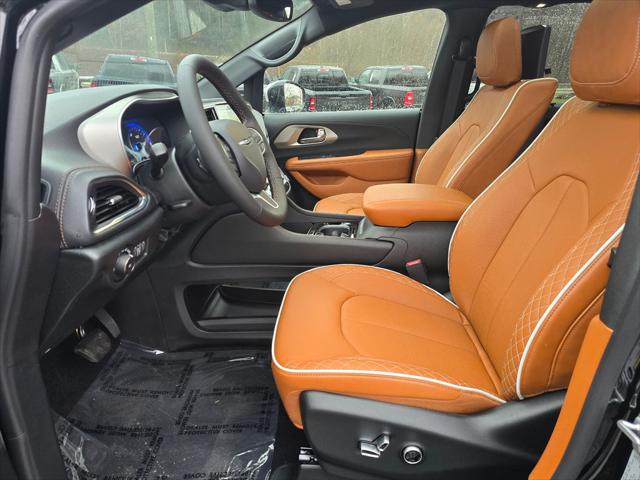 2026 Chrysler Pacifica Pinnacle AWD