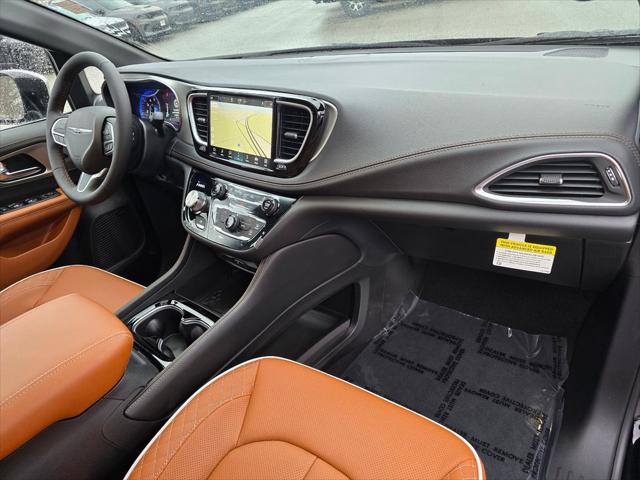 2026 Chrysler Pacifica Pinnacle AWD