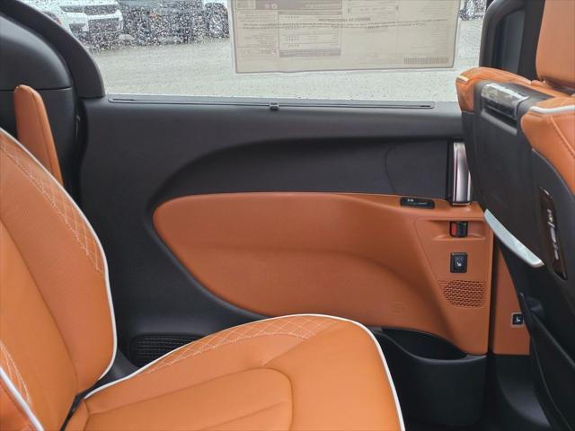 2026 Chrysler Pacifica Pinnacle AWD