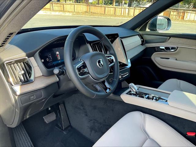 2026 Volvo XC90 Plus, B6 AWD Gas (mild hybrid), Gasoline, Bright, 7 Seats