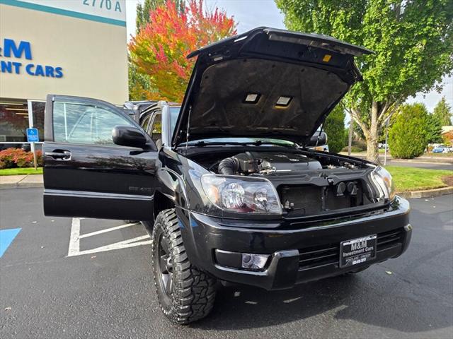 2005 Toyota 4Runner SR5 / V6 / 4X4 / DIFFERENTIAL LOCKER / LEATHER