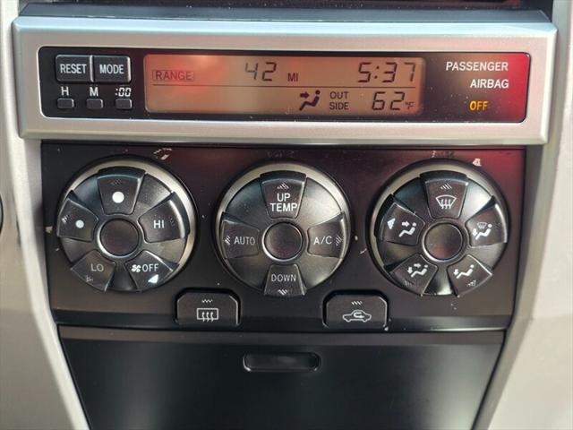 2005 Toyota 4Runner SR5 / V6 / 4X4 / DIFFERENTIAL LOCKER / LEATHER