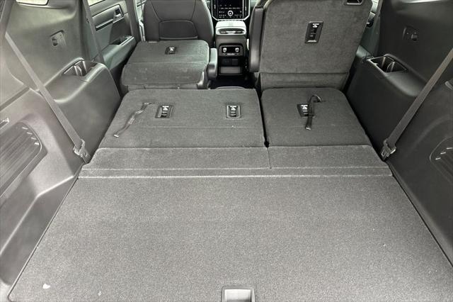 2026 GMC Acadia AT4 AWD