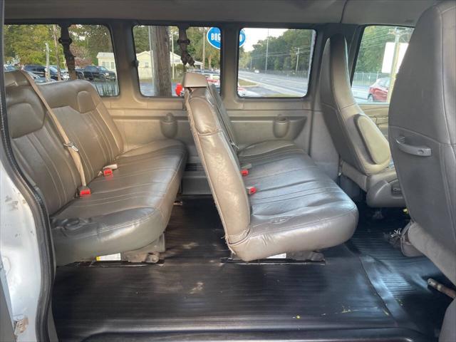 2016 Chevrolet Express LS