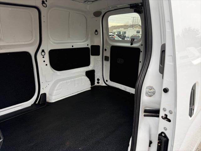 2021 Nissan NV200 Compact Cargo SV Xtronic CVT