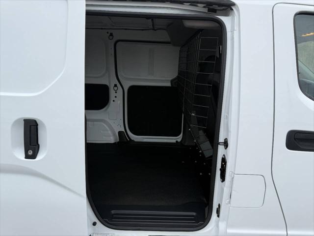 2021 Nissan NV200 Compact Cargo SV Xtronic CVT