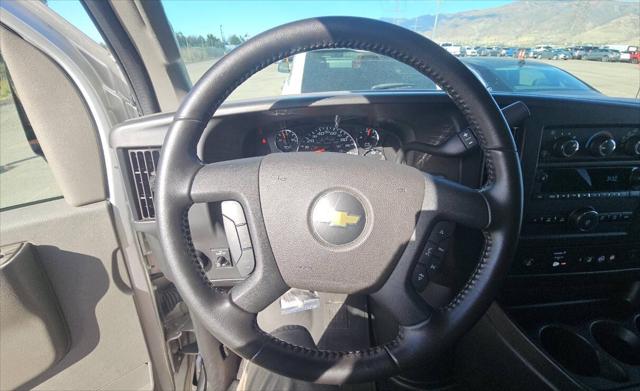 2020 Chevrolet Express Passenger RWD 3500 Regular Wheelbase LT