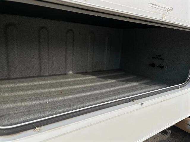 2013 Ford E-450 Cutaway Base