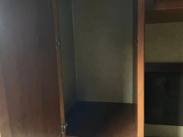 2013 Ford E-450 Cutaway Base