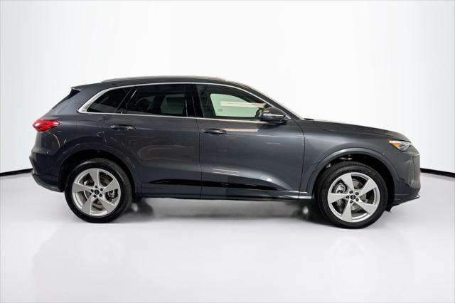 2025 Audi Q5 Premium Plus TFSI quattro S tronic