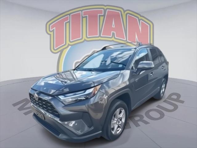 2025 Toyota RAV4 Hybrid XLE [4]