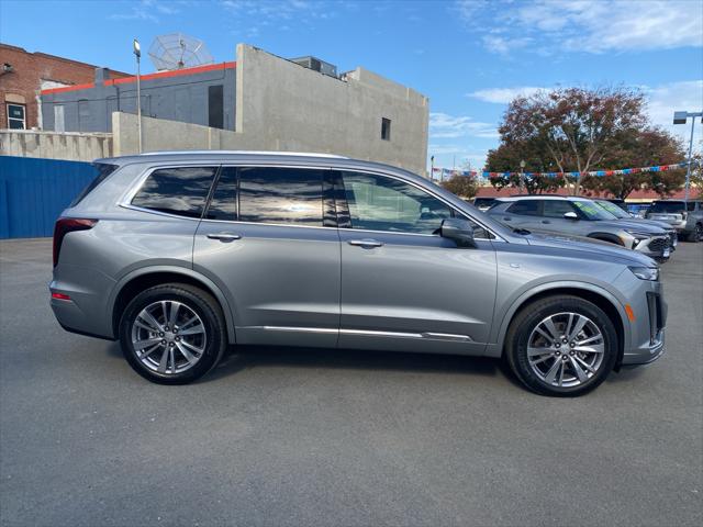 2025 Cadillac XT6 FWD Premium Luxury