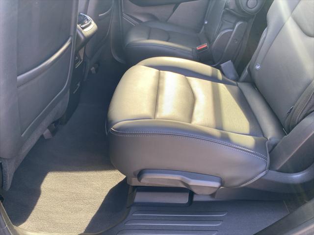 2025 Cadillac XT6 FWD Premium Luxury