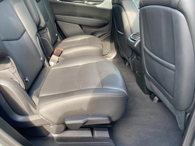 2025 Cadillac XT6 FWD Premium Luxury