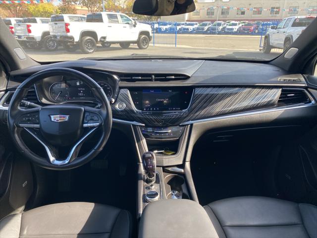 2025 Cadillac XT6 FWD Premium Luxury