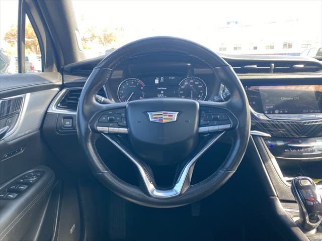 2025 Cadillac XT6 FWD Premium Luxury