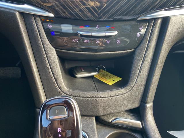 2025 Cadillac XT6 FWD Premium Luxury