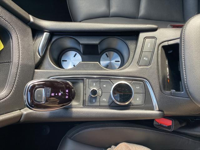2025 Cadillac XT6 FWD Premium Luxury