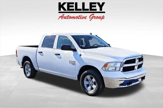 2022 Ram 1500 Classic SLT Crew Cab 4x4 5'7" Box for sale in Bartow, FL