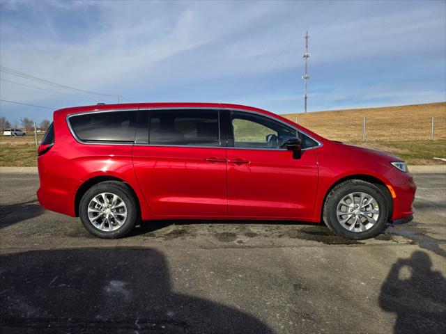 2026 Chrysler Pacifica PACIFICA LIMITED AWD