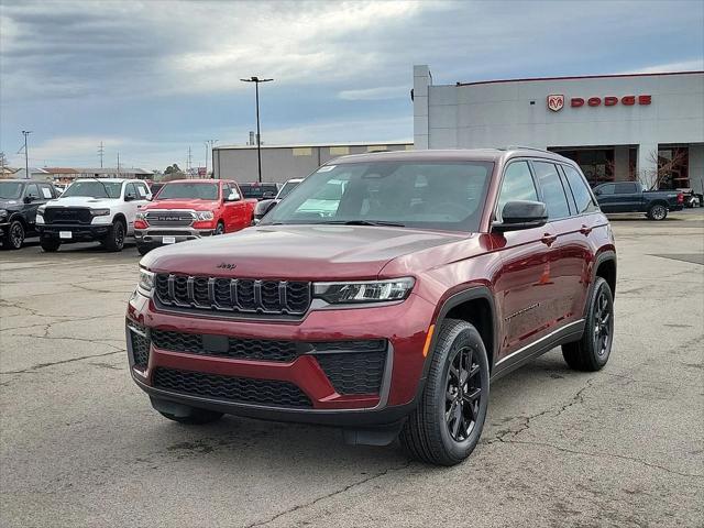 2026 Jeep Grand Cherokee GRAND CHEROKEE LAREDO ALTITUDE 4X4