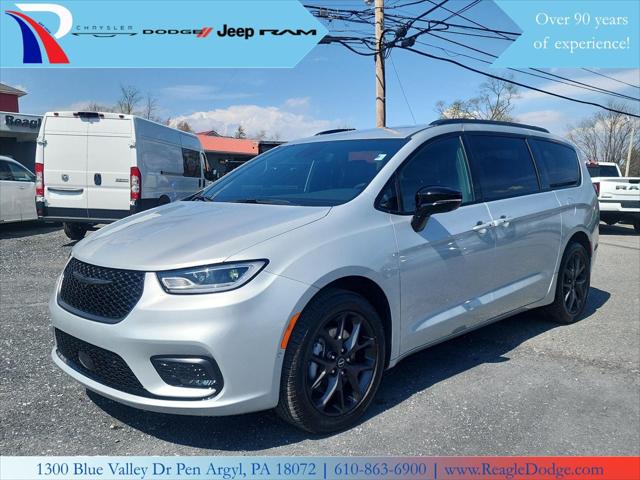 2026 Chrysler Pacifica PACIFICA SELECT AWD