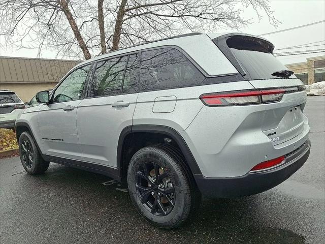 2026 Jeep Grand Cherokee GRAND CHEROKEE LAREDO ALTITUDE 4X4 2026 Jeep Grand Cherokee GRAND CHEROKEE LAREDO ALTITUDE 4X4